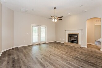 3146 Wandering Oaks Dr in Orange Park, FL - Building Photo - Building Photo