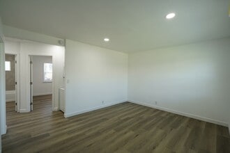 21835 Dracaea Ave in Moreno Valley, CA - Building Photo - Building Photo