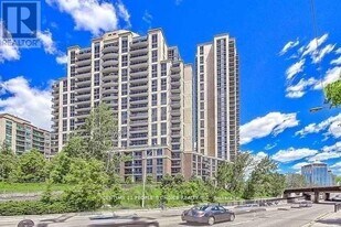 3 Michael Power Pl in Toronto, ON - Building Photo