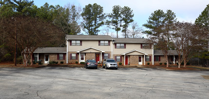 Edgewood Apartments in Edgefield, SC - Building Photo - Building Photo