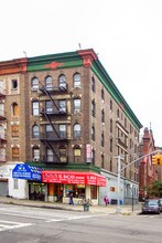 2112 Amsterdam Ave in New York, NY - Building Photo - Building Photo