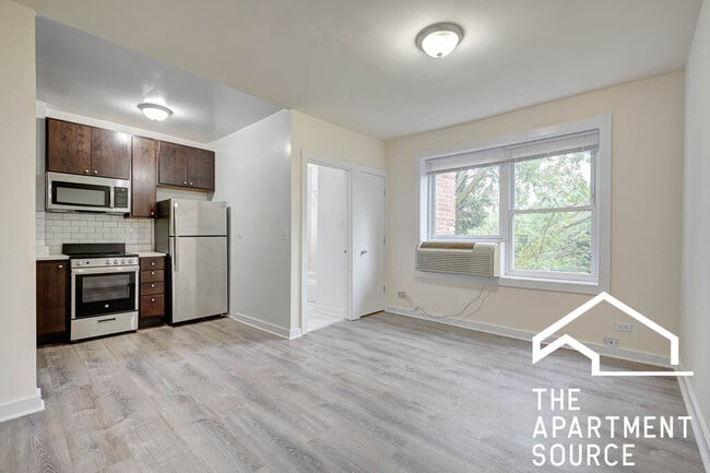 1858 N Humboldt Blvd, Unit 410 in Chicago, IL - Foto de edificio - Building Photo