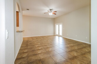4323 Sand Ridge Blvd in Spring Hill, FL - Building Photo - Building Photo