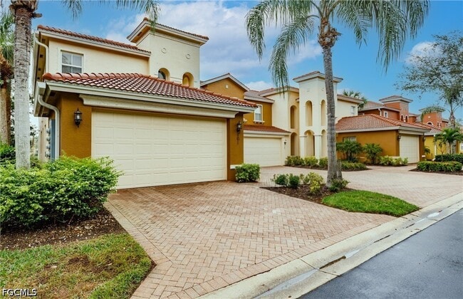 12060 Lucca St in Ft. Myers, FL - Building Photo - Building Photo
