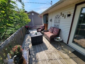 221 Birch Ave in Cold Lake, AB - Building Photo - Building Photo