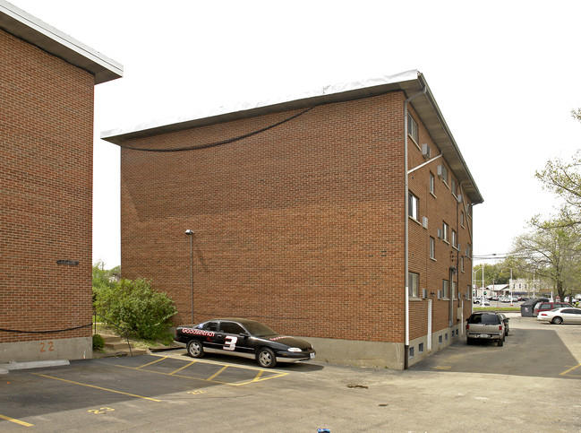 Linden Apartments in St. Louis, MO - Building Photo - Building Photo