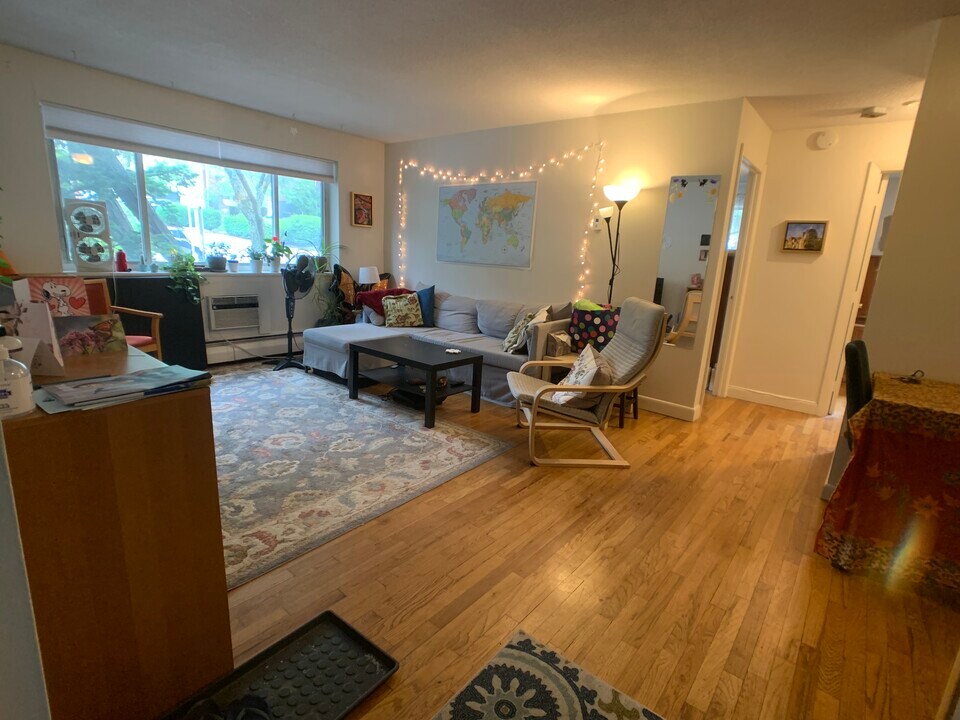276 Corey Rd, Unit 21 in Boston, MA - Building Photo