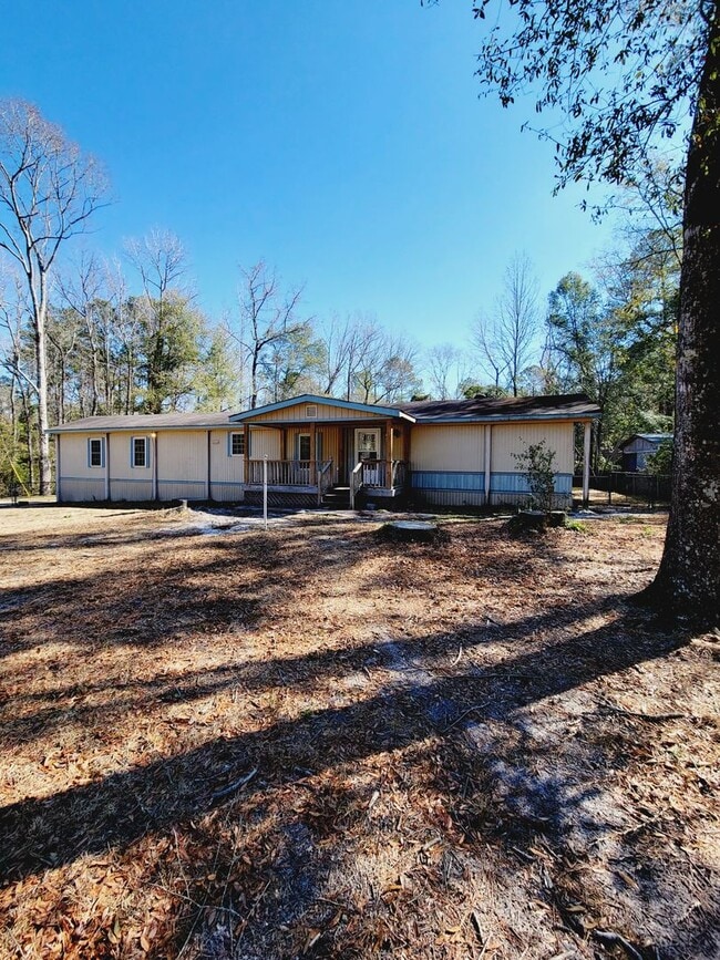 1040 Bear Trap Dr NE in Leland, NC - Building Photo - Building Photo