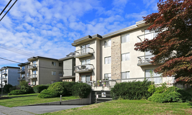 Reign- South Tower in Burnaby, BC - Building Photo - Building Photo