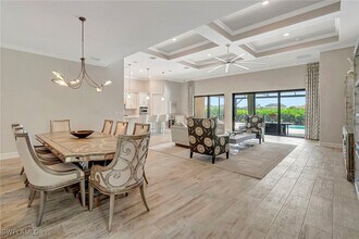 9574 Everglades Dr in Naples, FL - Building Photo - Building Photo