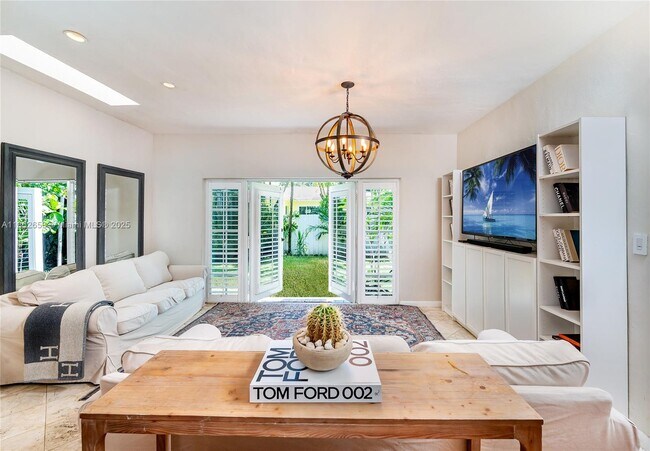 535 NE 51st St in Miami, FL - Building Photo - Building Photo