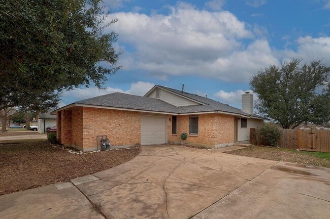 1314 Zephyr Ln in Round Rock, TX - Building Photo - Building Photo