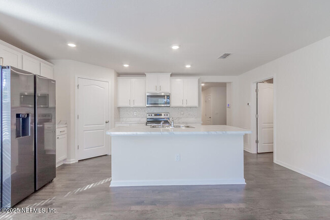 2290 Willow Springs Dr in Green Cove Springs, FL - Building Photo - Building Photo