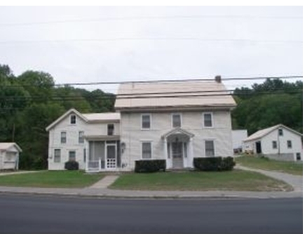 4 Unit Apartments Bldg in Alton, NH - Building Photo