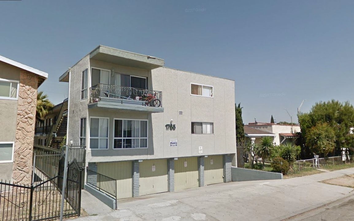 1765 Cedar Ave in Long Beach, CA - Building Photo