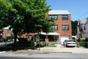 14933-14935 Roosevelt Ave Apartments