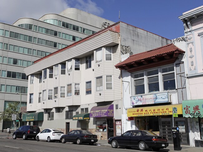 Milton Hotel in Oakland, CA - Building Photo - Building Photo
