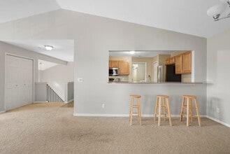 1845 Flagstone Cir in Rochester, MI - Building Photo - Building Photo