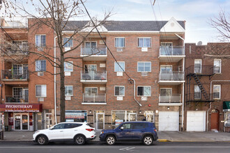 103-16 Corona Ave in Flushing, NY - Building Photo - Building Photo