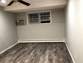 367 Hildreth St in Lowell, MA - Building Photo