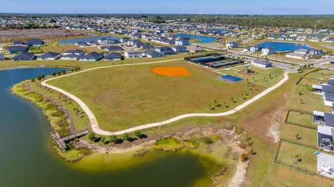 17197 Monte Isola Wy in North Fort Myers, FL - Building Photo - Building Photo