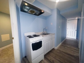 118 Colonial Rd-Unit -Basement in Stamford, CT - Building Photo - Building Photo