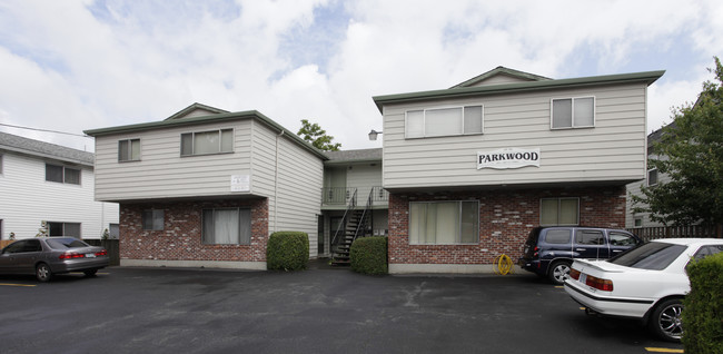 Parkwood Apartments