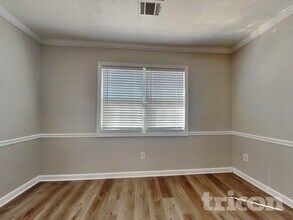 3845 Forsythia Way in Douglasville, GA - Foto de edificio - Building Photo