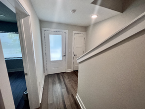 1302 W Carmen St in Tampa, FL - Building Photo - Building Photo