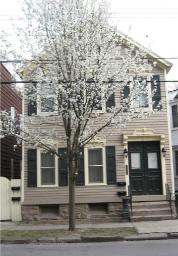 134 Front St in Schenectady, NY - Foto de edificio