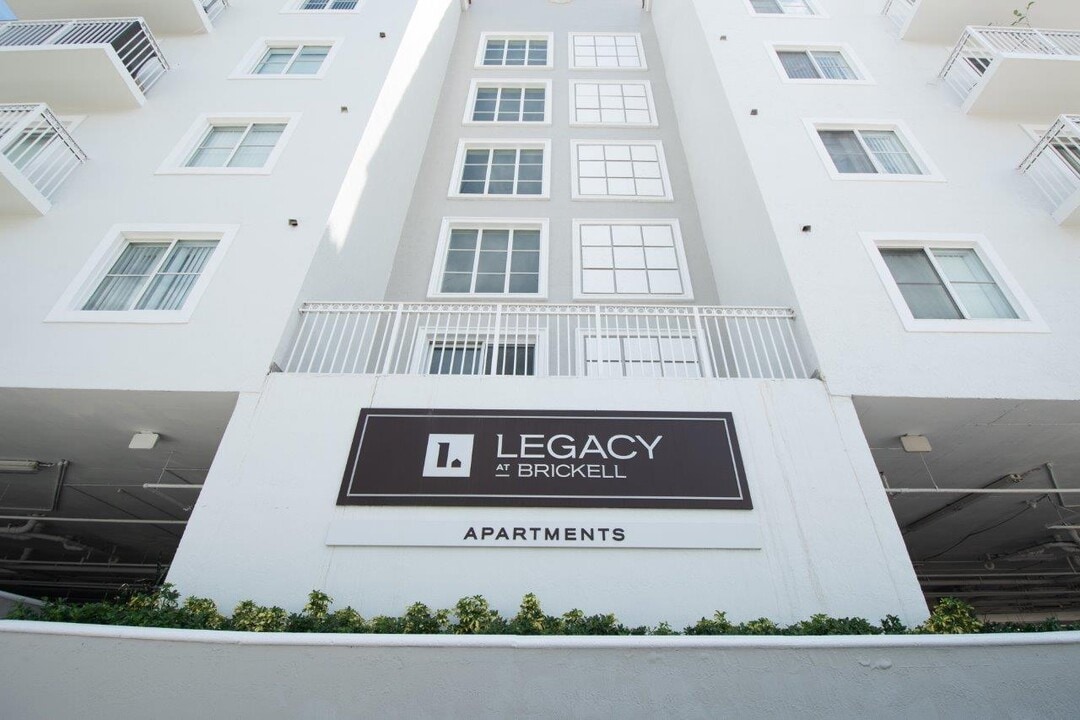Legacy at Brickell in Miami, FL - Building Photo