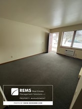 503 7th St in Baraboo, WI - Building Photo - Building Photo