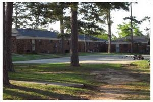 Fairchild Apartments in Petal, MS - Foto de edificio