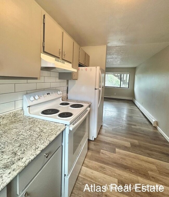 property at 2112 Friendship Pl