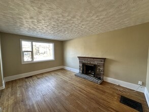 127-127 Steadman St in Moncton, NB - Building Photo - Building Photo