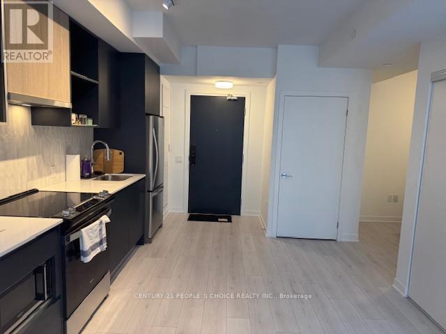 property at 395 Dundas St W
