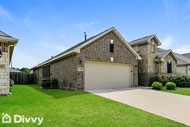 13606 Alaskan Brown Bear Trail in Crosby, TX - Building Photo - Building Photo