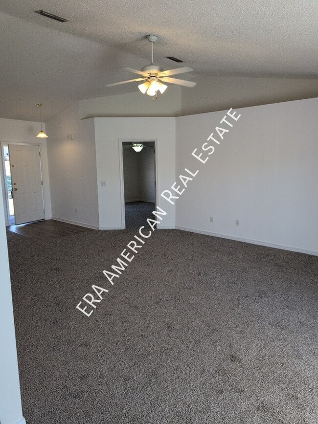 1225 Northview Dr in Crestview, FL - Building Photo - Building Photo