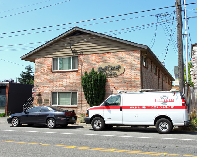 Bal-Crest Apartments in Seattle, WA - Building Photo - Building Photo