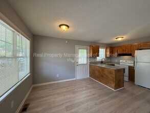 1014 Tuscaloosa St in Greensboro, NC - Building Photo - Building Photo