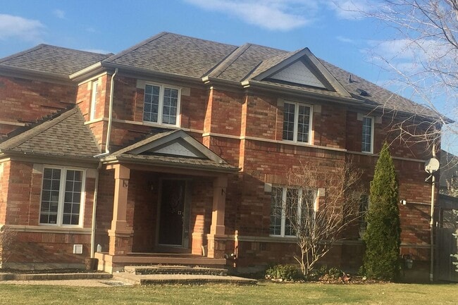 property at 5959 Foxbridge Pl