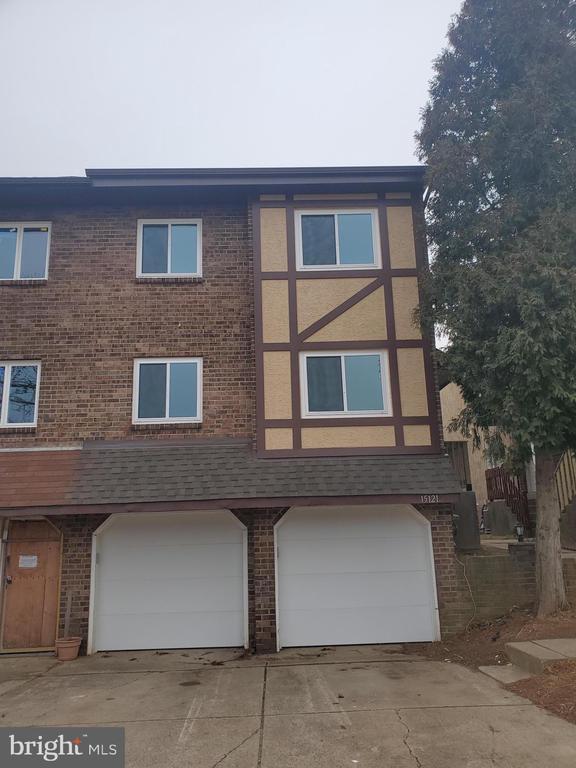 property at 15121 Beverly Dr
