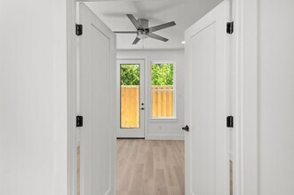 3348 Sauer St in Houston, TX - Building Photo - Building Photo