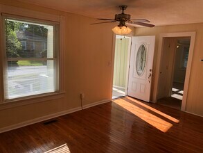 308 Rose St, Unit A in Hendersonville, NC - Building Photo - Building Photo