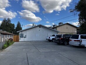 412 N St in Merced, CA - Building Photo - Building Photo