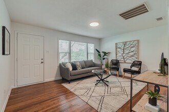 3045 Olive Pl in Fort Worth, TX - Foto de edificio - Building Photo