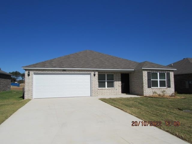 1360 Fresca Ln in Conway, AR - Building Photo