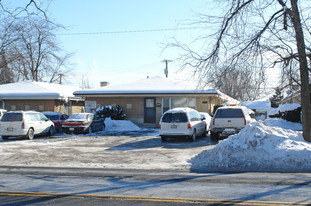 215 W Grand Ave in Melrose Park, IL - Building Photo