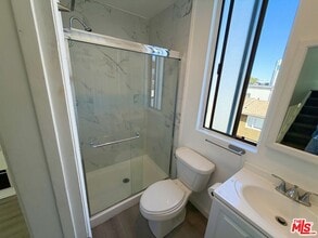 14 Mast St in Los Angeles, CA - Building Photo - Building Photo