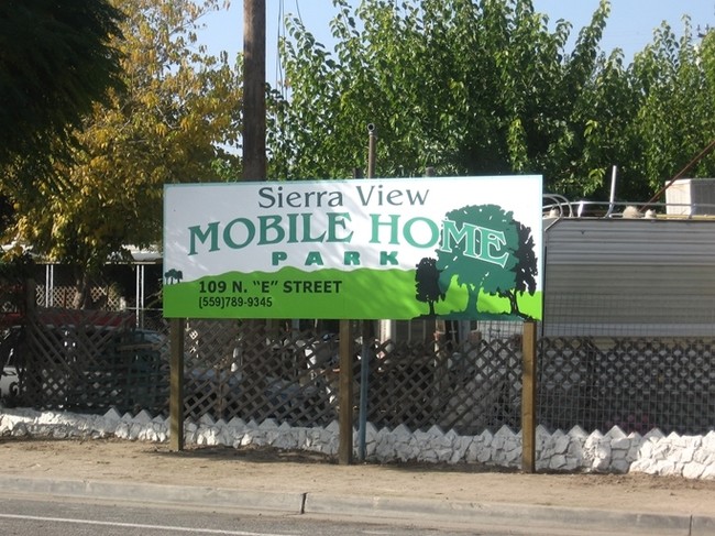 Sierra View Mobile Home Park in Porterville, CA - Building Photo - Other